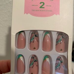 Butterfly Design Press-On Nails